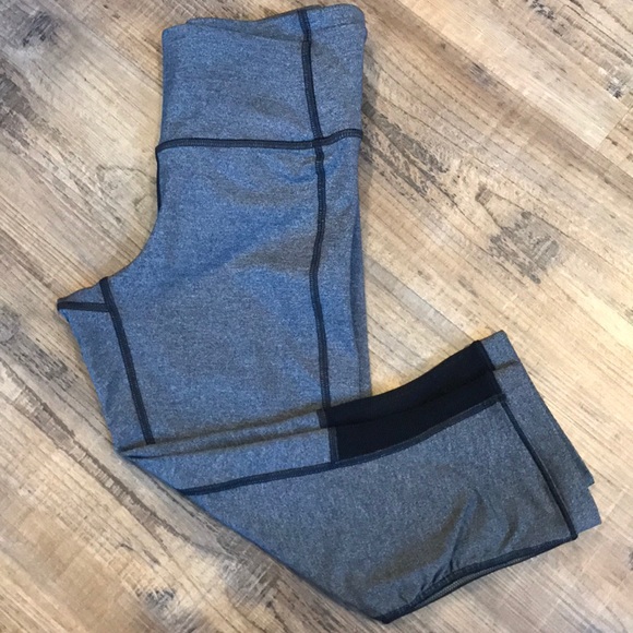 lululemon athletica Pants - Lululemon cropped leggings gray with black
